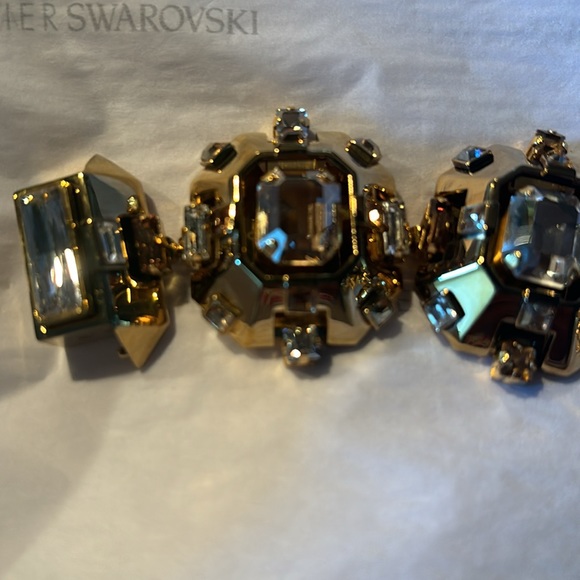 Lanvin Atelier Swarovski Gold Bracelet. - Picture 13 of 16